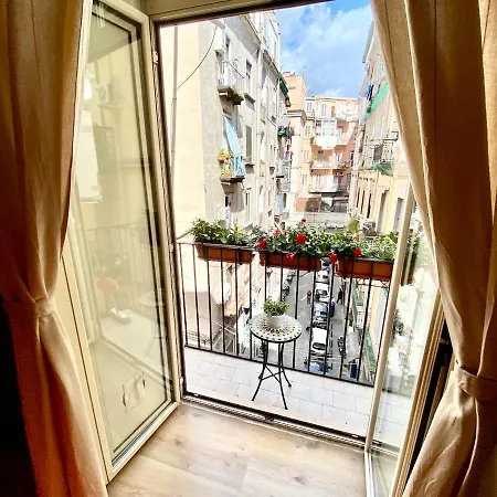 Casa Giro * Nápoly