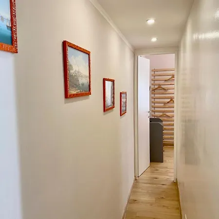 Casa Giro *